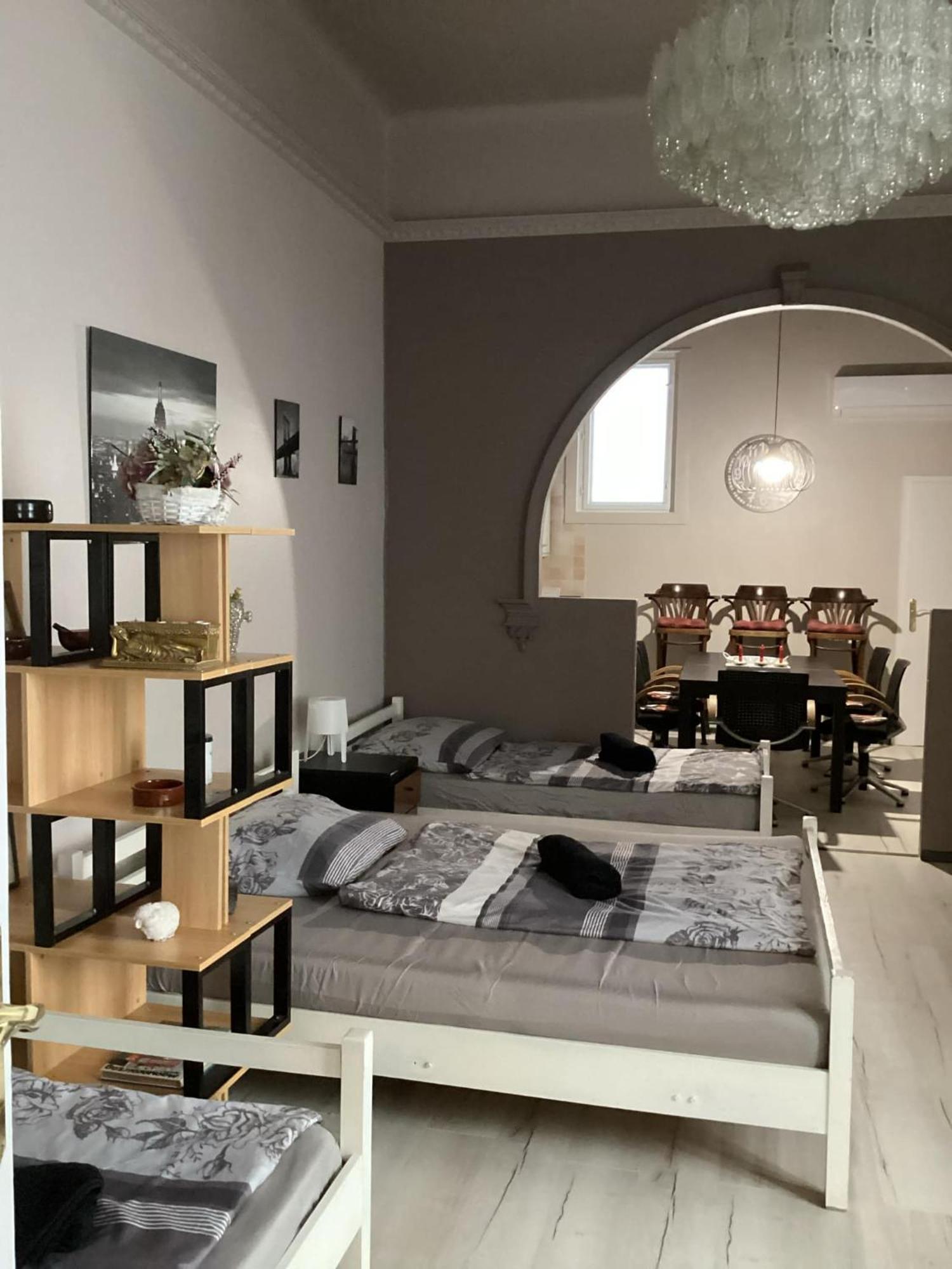 Central Apartments Of Budapest Ruang foto